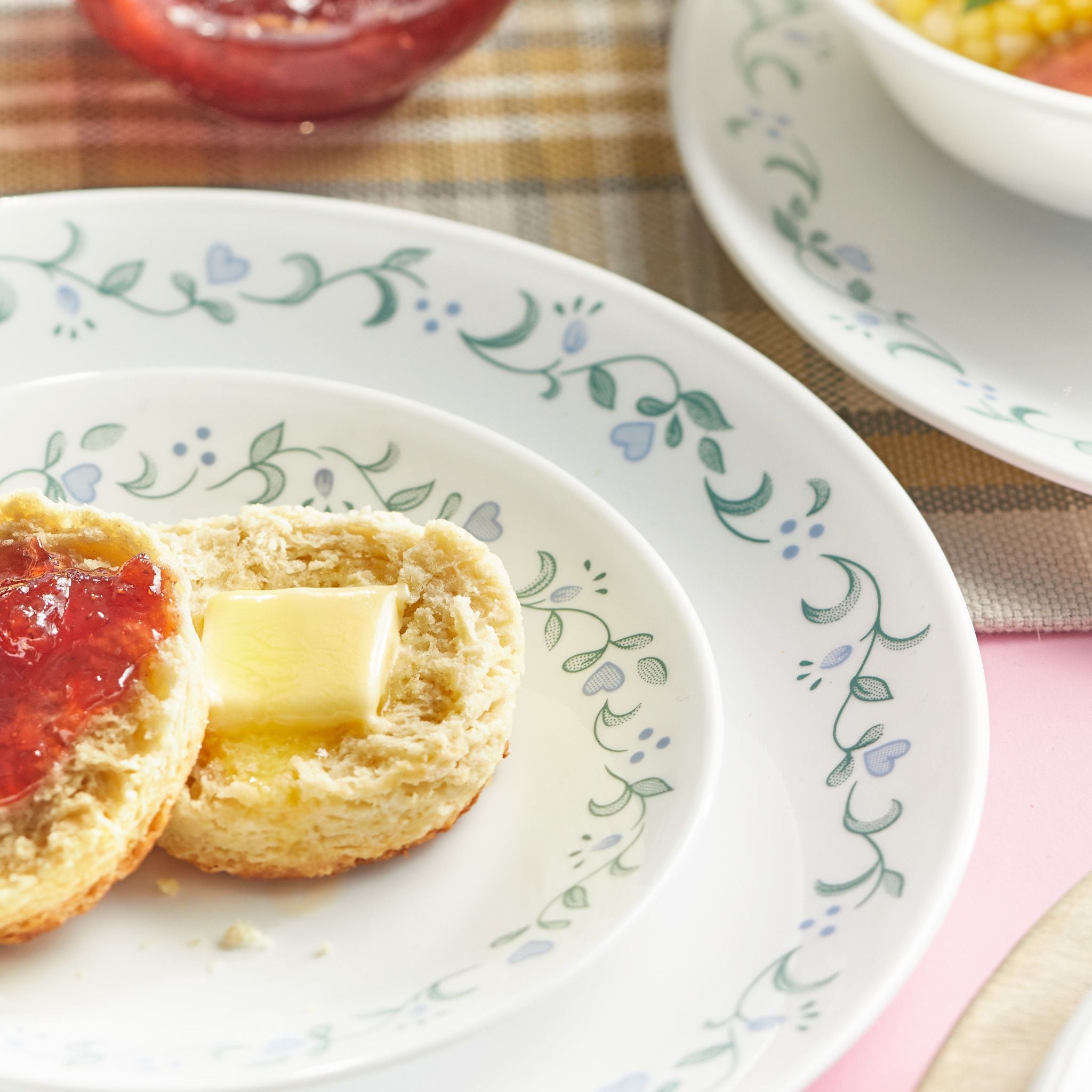 Corelle Country Cottage 12-piece Dinnerware Set. Service for 4 - Image 3