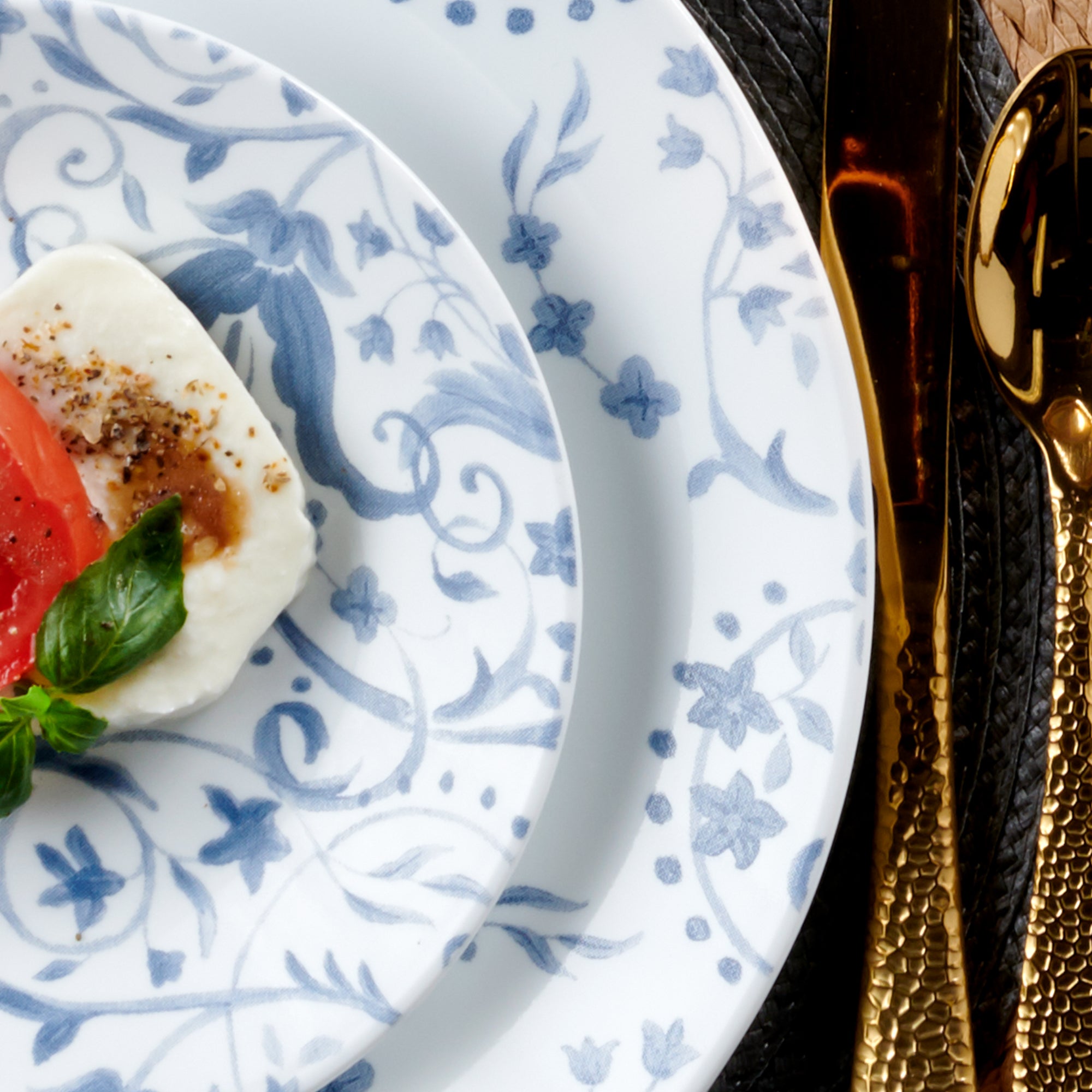 Corelle Darlington 18-piece Dinnerware Set. Service for 6 - Image 5